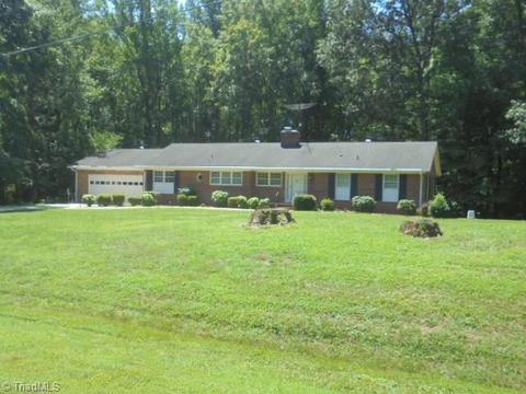 8907 Royclift Rd, Colfax, NC 27235 photo 2