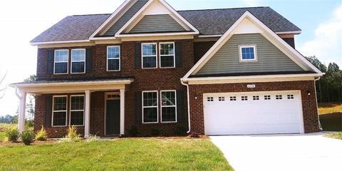 6134 Barrington Oaks Dr, Clemmons, NC 27012 photo 1