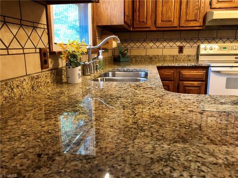 4246 Creekview Dr, Trinity, NC 27370 photo 10