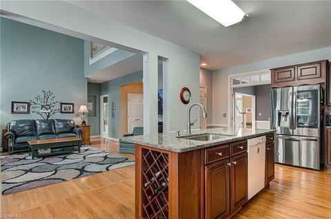 3012 Maple Branch Dr, High Point, NC 27265 photo 10