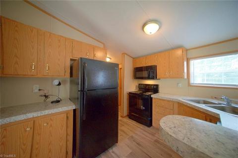 6930 Vashti Rd, Hiddenite, NC 28636 photo 9