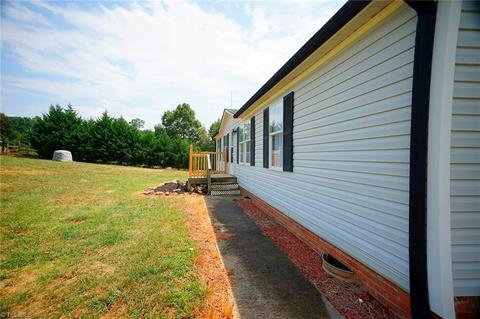 6930 Vashti Rd, Hiddenite, NC 28636 photo 21