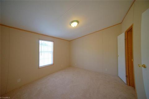 6930 Vashti Rd, Hiddenite, NC 28636 photo 13