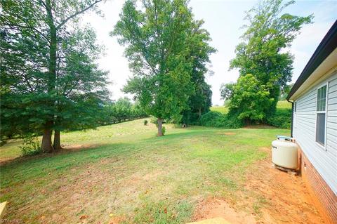 6930 Vashti Rd, Hiddenite, NC 28636 photo 18