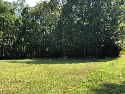 9528 Archdale Rd, Trinity, NC 27370 photo 3