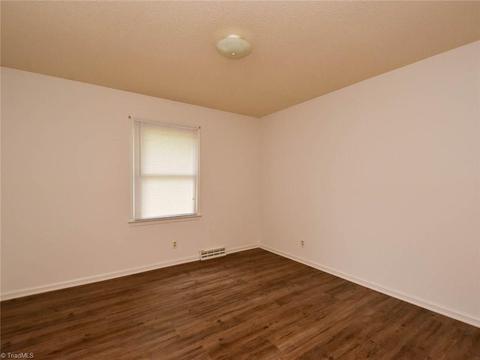 322 Lyons Dr, Clemmons, NC 27012 photo 14