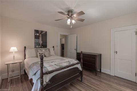 647 W Main St, Elkin, NC 28621 photo 7