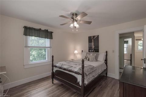 647 W Main St, Elkin, NC 28621 photo 6