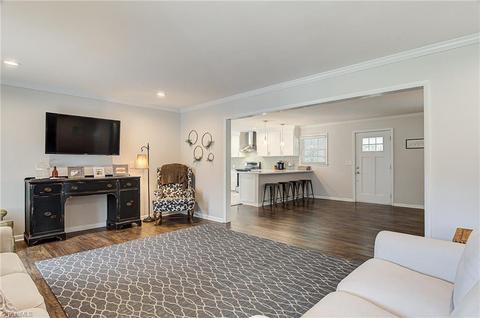 216 Pilot View Dr, King, NC 27021 photo 7