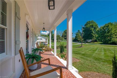 216 Pilot View Dr, King, NC 27021 photo 4