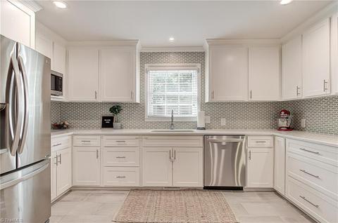216 Pilot View Dr, King, NC 27021 photo 14