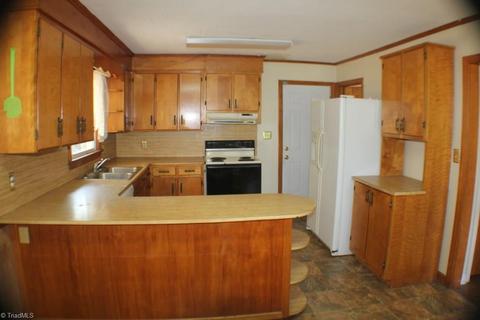 471 Haystack Rd, Mount Airy, NC 27030 photo 16