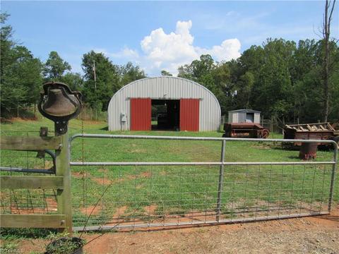 917 Meadowbrook Dr, King, NC 27021 photo 7