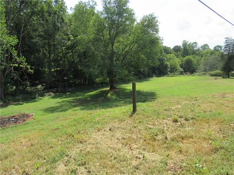 917 Meadowbrook Dr, King, NC 27021 photo 22