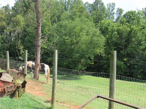 917 Meadowbrook Dr, King, NC 27021 photo 12