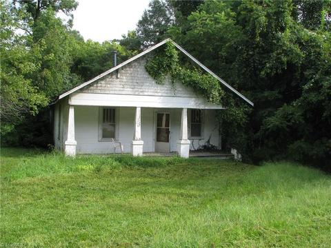 2315 E Green Dr, High Point, NC 27260 photo 1
