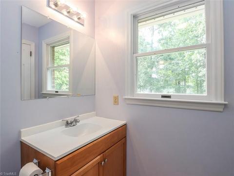 1505 Coventry Rd, High Point, NC 27262 photo 19