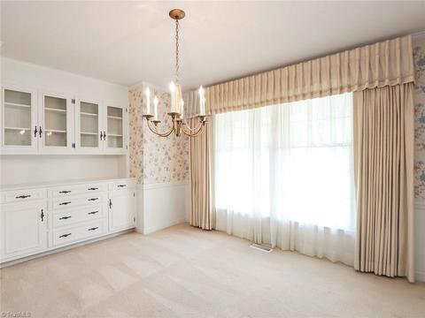 1505 Coventry Rd, High Point, NC 27262 photo 12