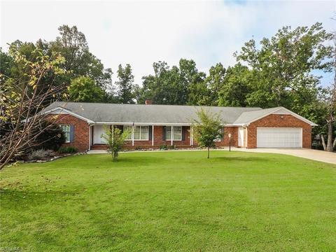 1505 Coventry Rd, High Point, NC 27262 photo 1