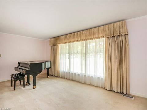 1505 Coventry Rd, High Point, NC 27262 photo 14