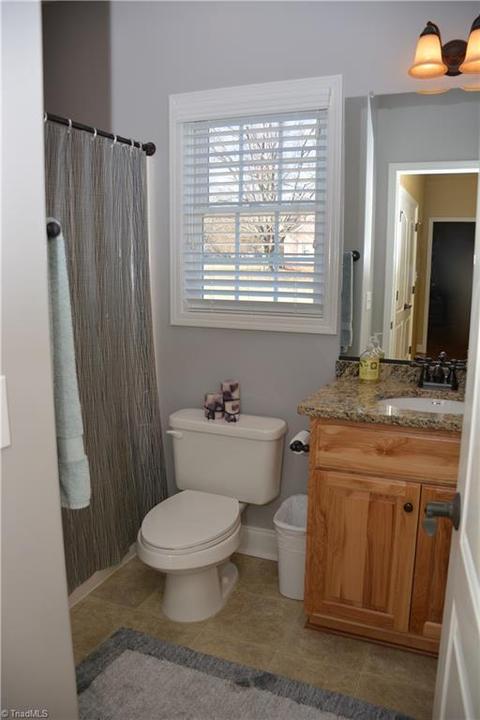 360 Mountain View Rd, King, NC 27021 photo 8