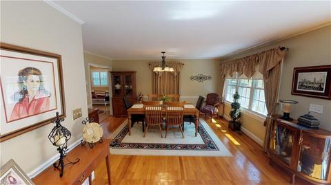 565 Armstrong Rd, Pilot Mountain, NC 27041 photo 4