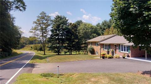 565 Armstrong Rd, Pilot Mountain, NC 27041 photo 16