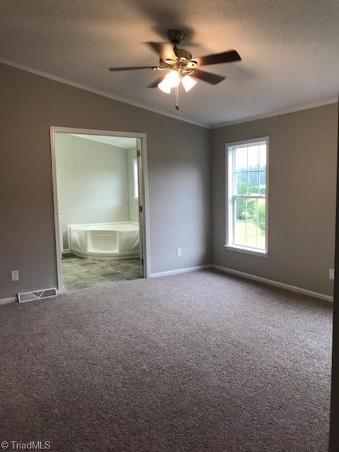 1084 Cedarview Ln, King, NC 27021 photo 13