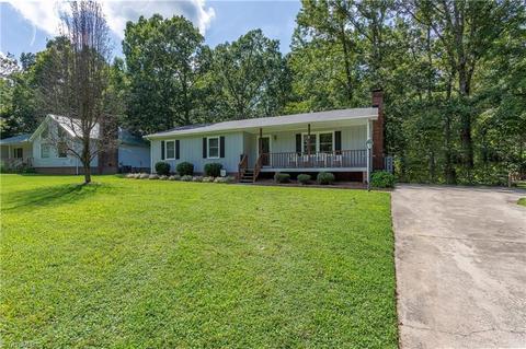 5028 Westhaven Ln, Trinity, NC 27370 photo 2