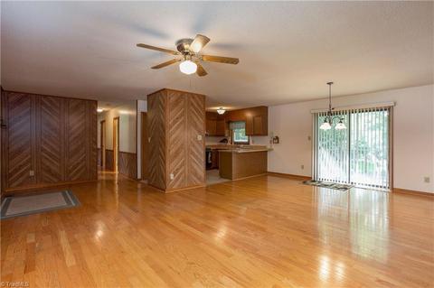 5028 Westhaven Ln, Trinity, NC 27370 photo 6