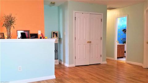 2537 Ingleside Dr, High Point, NC 27265 photo 23