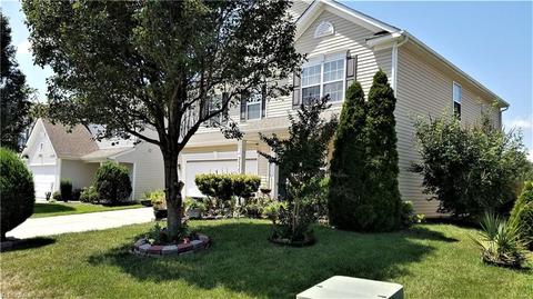 2537 Ingleside Dr, High Point, NC 27265 photo 2