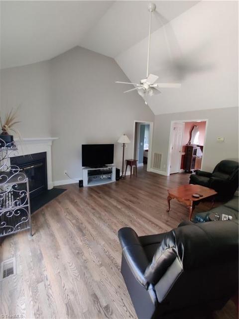 1801 Darrell Dr, Graham, NC 27253 photo 3