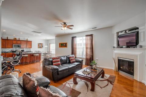2522 Ingleside Dr, High Point, NC 27265 photo 9