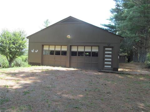 511 River Hill Rd, Sparta, NC 28675 photo 3
