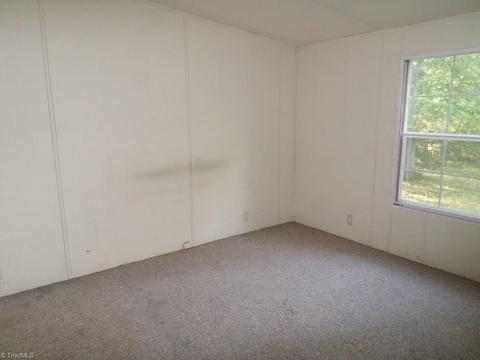 125 Flippin Rd, Lowgap, NC 27024 photo 6