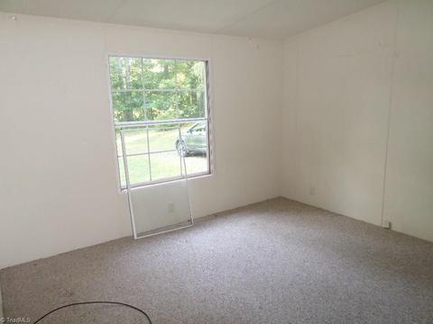 125 Flippin Rd, Lowgap, NC 27024 photo 7