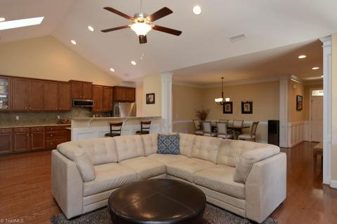 681 Nikyle Cir, High Point, NC 27265 photo 16