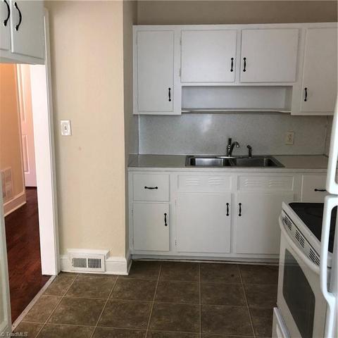1018 Tabor St, High Point, NC 27262 photo 11
