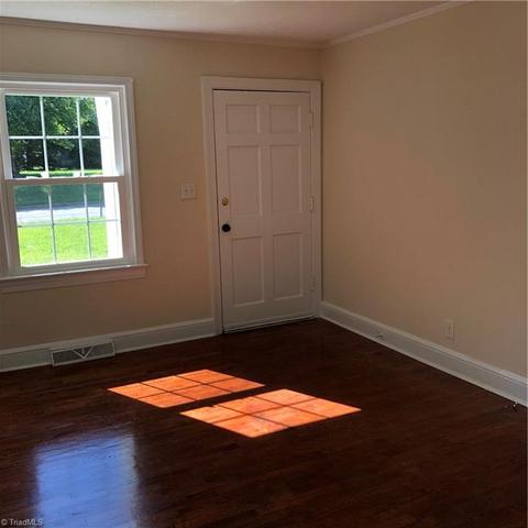1018 Tabor St, High Point, NC 27262 photo 4