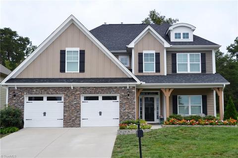 2367 Hammock Dr, High Point, NC 27265 photo 1
