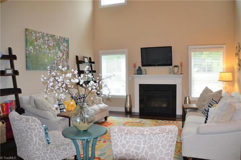 2367 Hammock Dr, High Point, NC 27265 photo 10