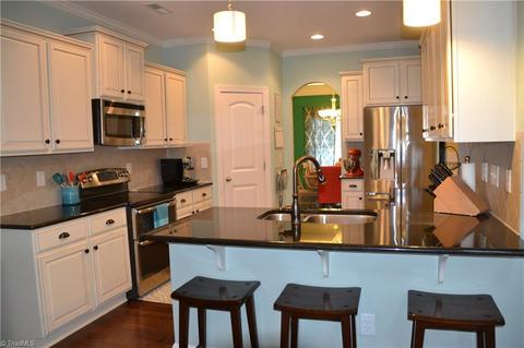 2367 Hammock Dr, High Point, NC 27265 photo 6