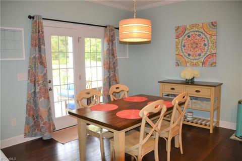 2367 Hammock Dr, High Point, NC 27265 photo 9