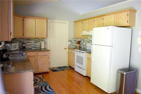3919 Cole Ave, High Point, NC 27265 photo 4