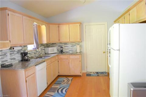 3919 Cole Ave, High Point, NC 27265 photo 3