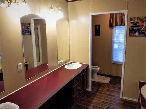 6481 Eagle Landing Dr, Trinity, NC 27370 photo 16