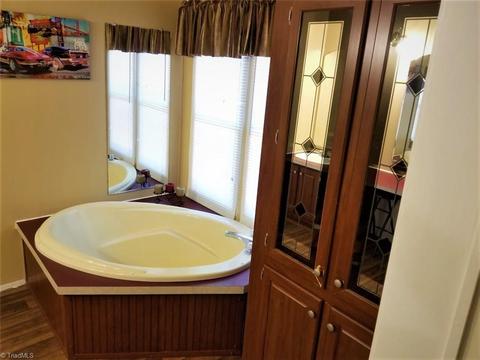 6481 Eagle Landing Dr, Trinity, NC 27370 photo 17
