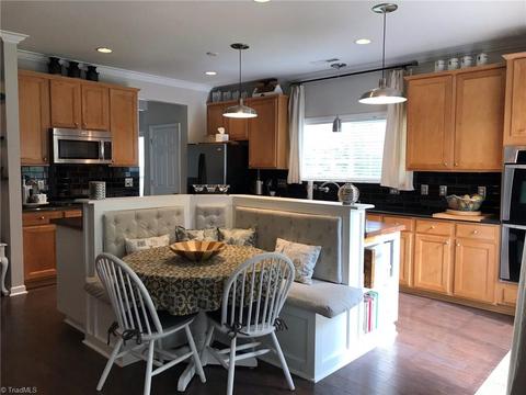 3871 Tonsley Pl, High Point, NC 27265 photo 10