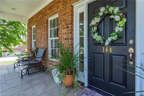 164 Meadows Edge Dr, Advance, NC 27006 photo 2